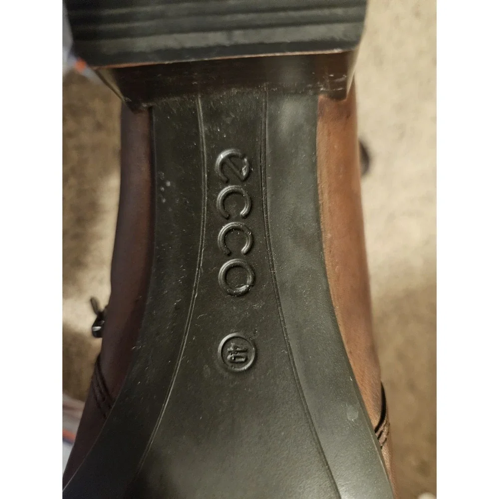 Ecco Women's Rich Brown Ankle Booties - Size‎ 9 - 100% Leather